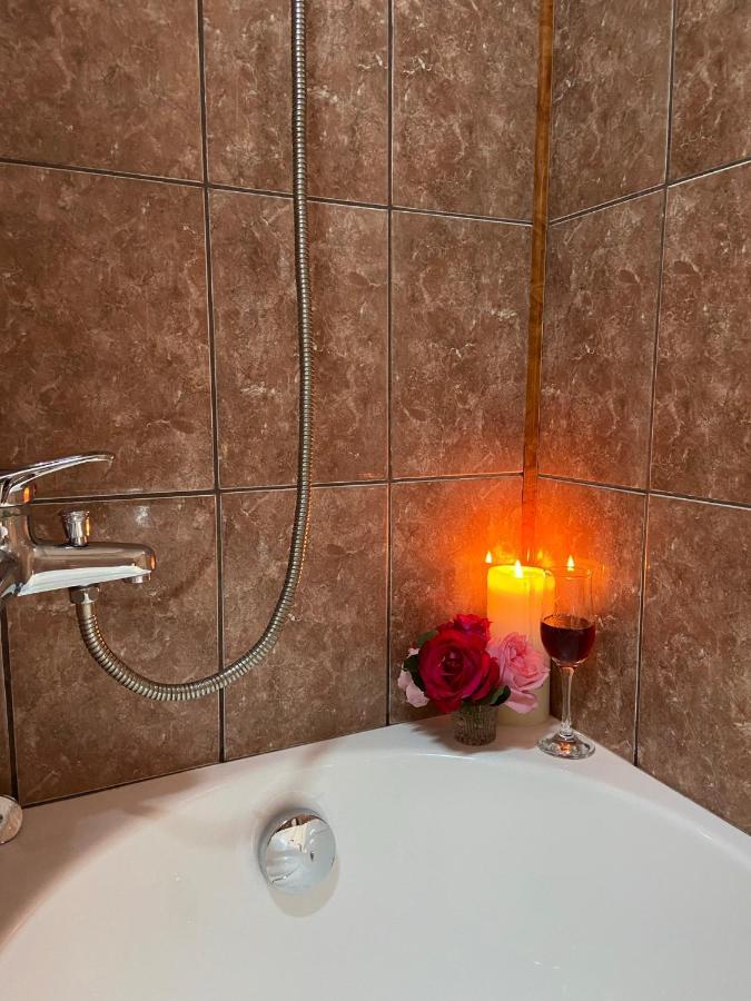 Daniela'S Apartaments Segesvár Kültér fotó